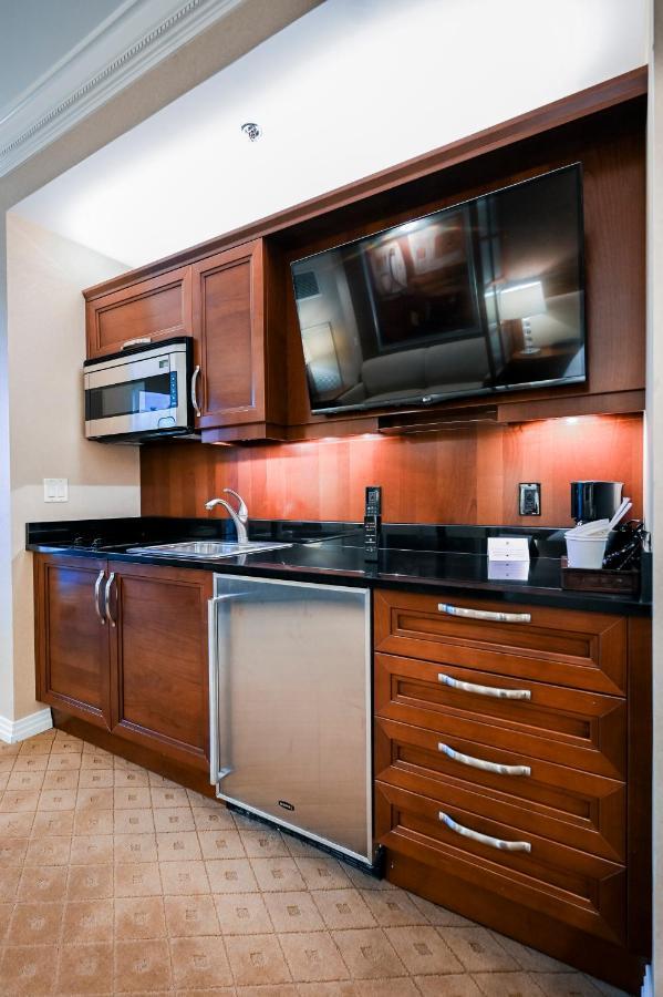 Penthouse Suite With Strip View At The Signature At Mgm Grand Las Vegas Dış mekan fotoğraf