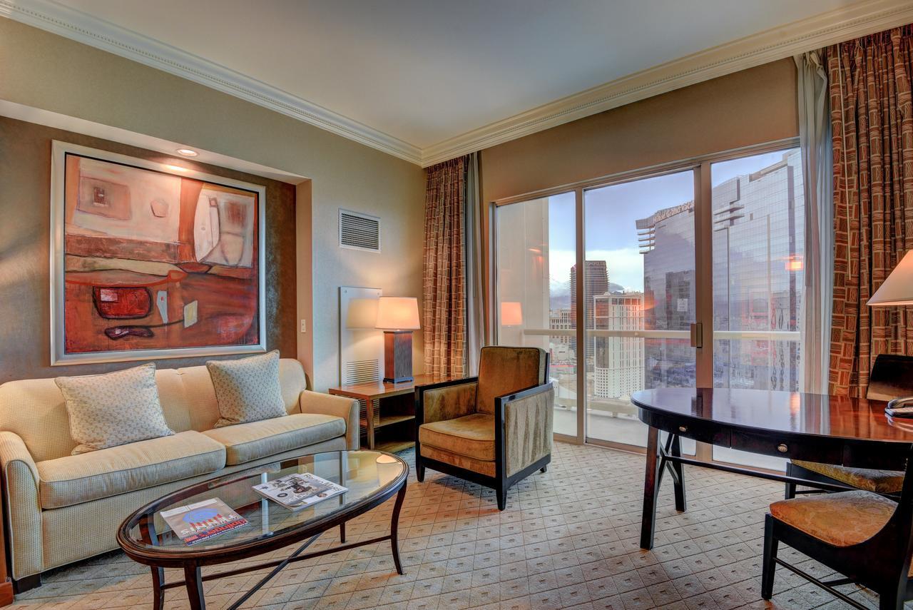 Penthouse Suite With Strip View At The Signature At Mgm Grand Las Vegas Dış mekan fotoğraf