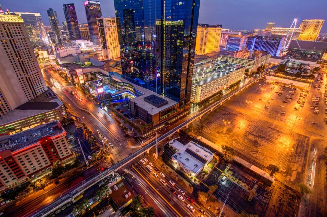Penthouse Suite With Strip View At The Signature At Mgm Grand Las Vegas Dış mekan fotoğraf
